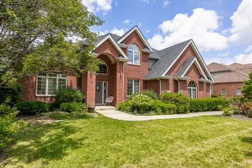 11696 Coquille Dr, Frankfort, IL, 60423-7826 | Card Image