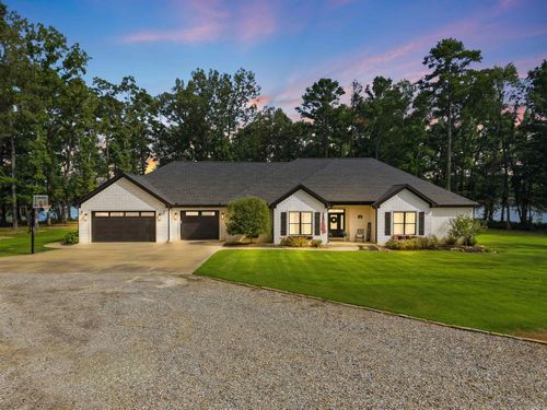 8 Lea Ln, Perryville, AR, 72126-8300 | Card Image