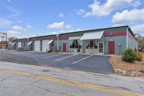 518 W North 1st St, Seneca, SC, 29678-3141 | Card Image