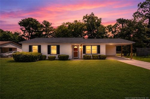 1719 Merry Oaks Dr, Fayetteville, NC, 28304-5556 | Card Image