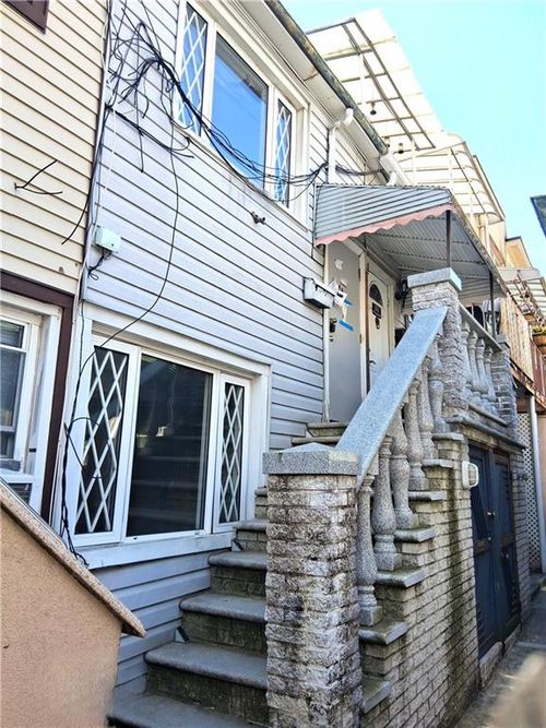 155 West End Avenue, Brooklyn, NY, 11235 | Card Image