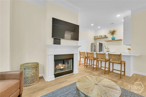 2912 Whitemarsh Way, Savannah, GA, 31410-5214 | Card Image