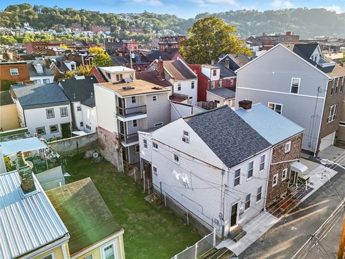 1824 Fox Way, Pittsburgh, PA, 15203-1732 | Card Image
