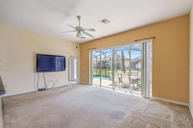 Family Room | Image 9