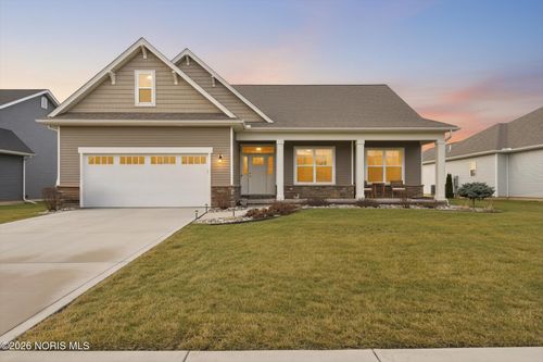 3915 Ten Mile Creek Dr, Sylvania, OH, 43560-8632 | Card Image