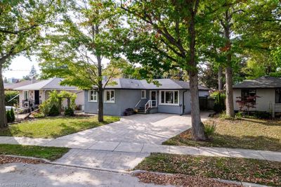 41 N Forster Park Dr, House other with 5 bedrooms, 3 bathrooms and 6 parking in Oakville ON | Image 1