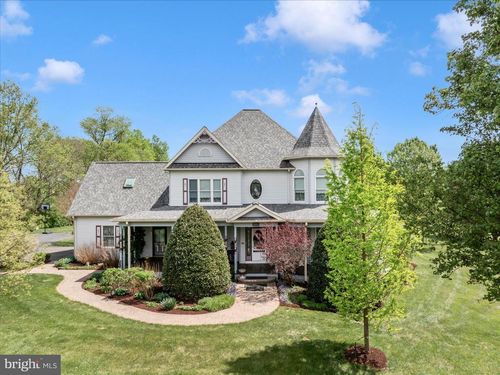 7825 Dam Number 4 Rd, WILLIAMSPORT, MD, 21795-2083 | Card Image