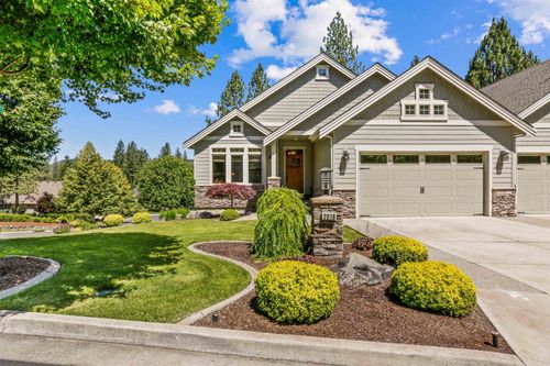 2016 W Forest Hill Ln, Spokane, WA, 99218-2786 | Card Image