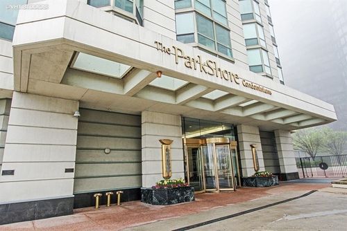 207-195 Harbor Dr, Chicago, IL, 60601-7515 | Card Image