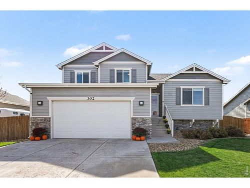 302 11th Ave, Wiggins, CO, 80654-7916 | Card Image