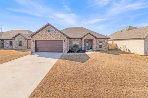 5900 Rope Trl, Jacksonville, AR, 72076-6254 | Card Image