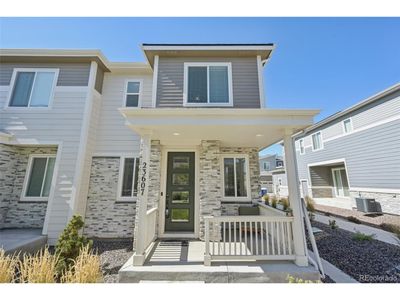 23607 E 5th Pl, Townhouse with 3 bedrooms, 3 bathrooms and null parking in Aurora CO | Image 2