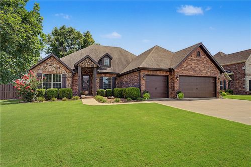 4610 W Waters Edge Dr, Rogers, AR, 72758-5082 | Card Image