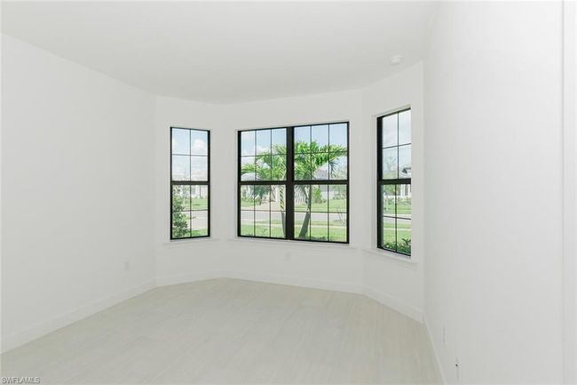 Spare room with plenty of natural light | Image 4