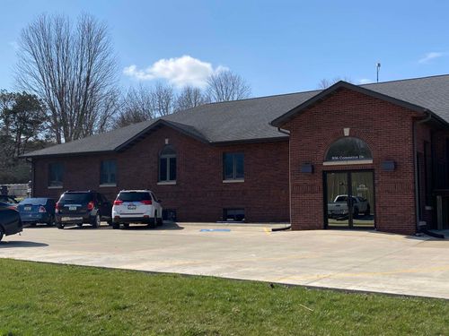 a-806 Commerce Dr, Decorah, IA, 52101-2363 | Card Image