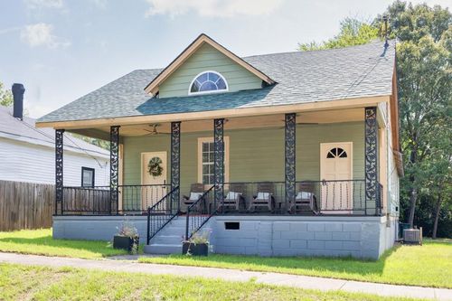 42 Poplar St, Porterdale, GA, 30014-3360 | Card Image