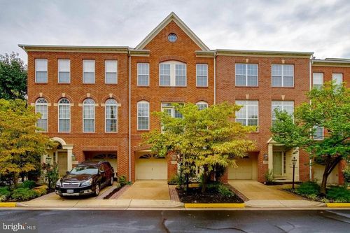 2814 Laura Gae Cir, VIENNA, VA, 22180-7457 | Card Image