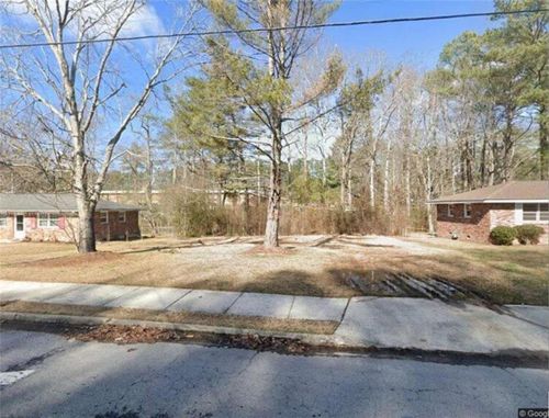 2801 Carriage Ln, Atlanta, GA, 30349-4101 | Card Image