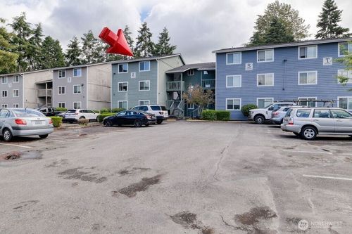 s301-3428 I St Ne, Auburn, WA, 98002-2322 | Card Image