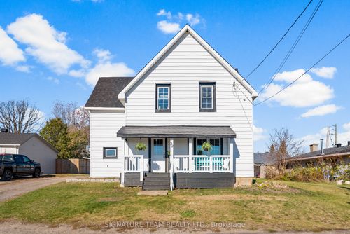 22 Astrolabe Rd, Cobden, ON, K0J1K0 | Card Image