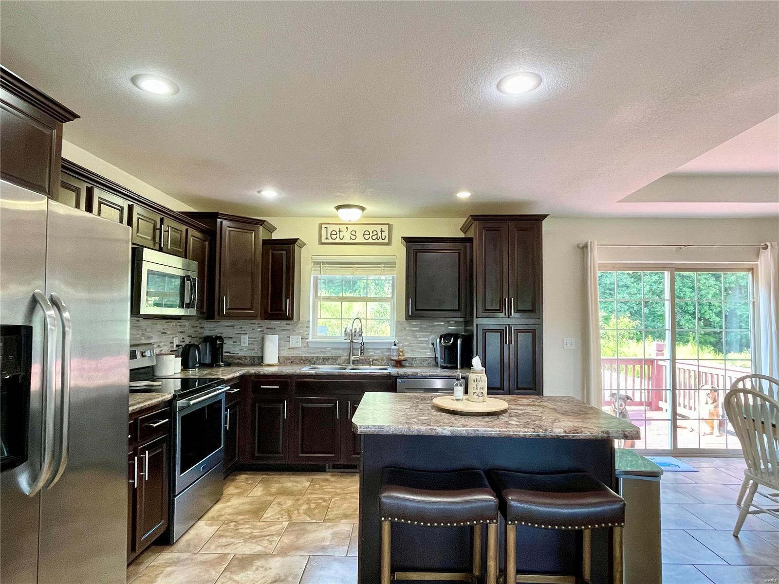 Heavens Gate Ln, Saint Robert, MO 65584