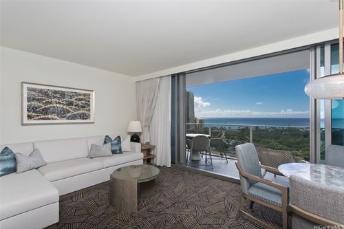 1905-383 Kalaimoku St, Honolulu, HI, 96815-2298 | Card Image