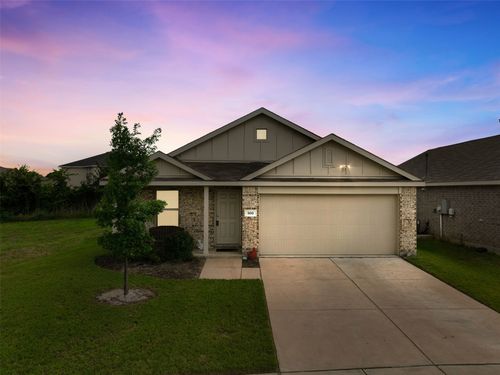 900 Odlozil Ln, Ennis, TX, 75119-7550 | Card Image