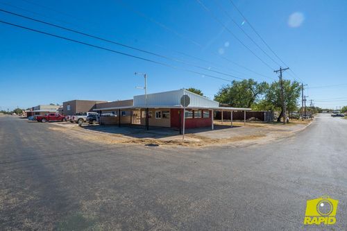 51 E Avenue K, San Angelo, TX, 76903-7572 | Card Image