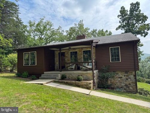 357 Pleasant Valley Dr, LOST CITY, WV, 26810-8477 | Card Image
