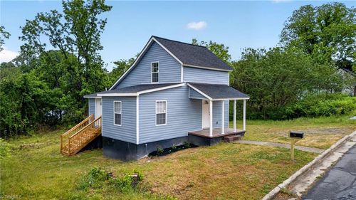 824 Sunset Street, Reidsville, NC, 27320 | Card Image