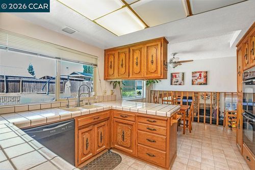 2822 Harris, Antioch, CA, 94509 | Card Image