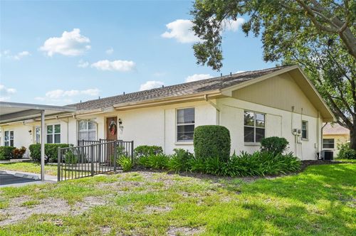 2208 Grenadier Dr, SUN CITY CENTER, FL, 33573-5668 | Card Image