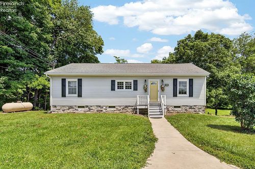 3511 E State Route 18, Tiffin, OH, 44883-9214 | Card Image