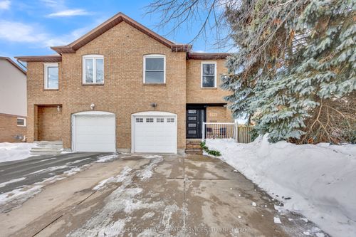 284 Rimmington Dr, Oakville, ON, L6H3N5 | Card Image