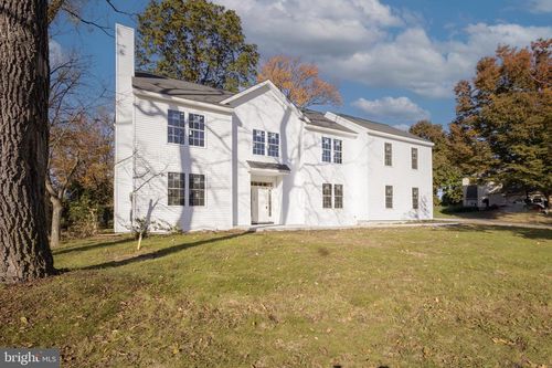 900 Bellaire Ave, AMBLER, PA, 19002-5062 | Card Image