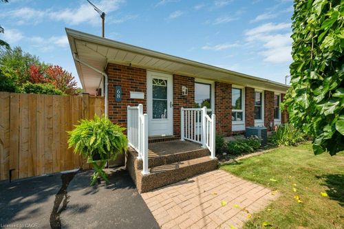 68 Ted St, Saint Catharines, ON, L2N1E5 | Card Image