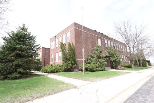 115 W 3rd St, Frost, MN, 56033-9602 | Card Image