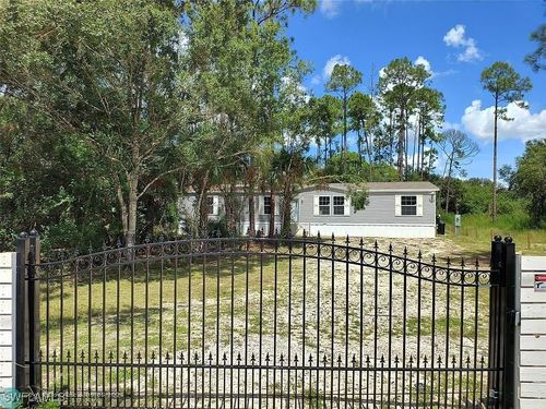 881 Woodland Blvd, Clewiston, FL, 33440 | Card Image