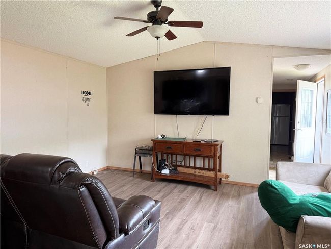 3 - 404 8 Th Ave E, House other with 3 bedrooms, 2 bathrooms and 2 parking in Watrous SK | Image 17