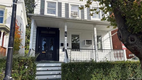 2-29 Delano St, Poughkeepsie, NY, 12601-3006 | Card Image