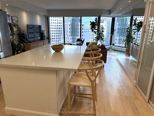 2207-65 Harbour Sq, Toronto, ON, M5J2L4 | Card Image