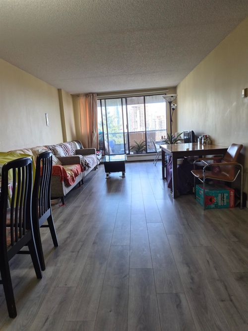 1404-6595 Willingdon Ave, Burnaby, BC, V5H4E5 | Card Image