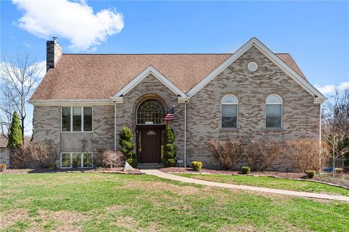 6618 Willem Dr, Finleyville, PA, 15332-1546 | Card Image