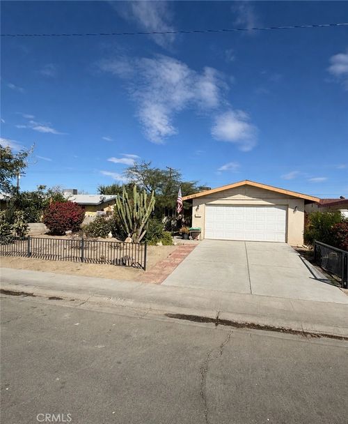83558 Tourmaline, Indio, CA, 92201 | Card Image