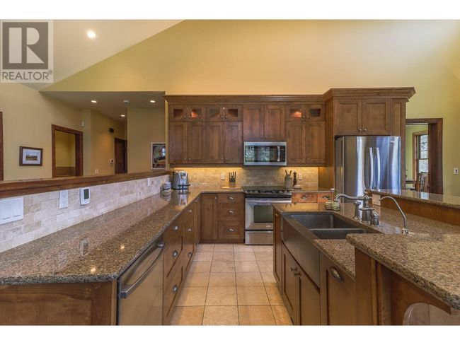 6308 Ash Rd, House other with 3 bedrooms, 3 bathrooms and 5 parking in Wasa BC | Image 7