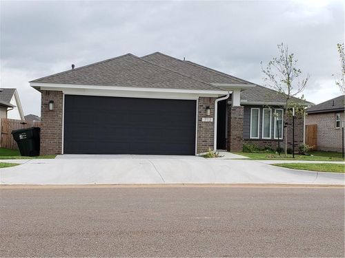 713 Blue Fish Road, Norman, OK, 73069 | Card Image