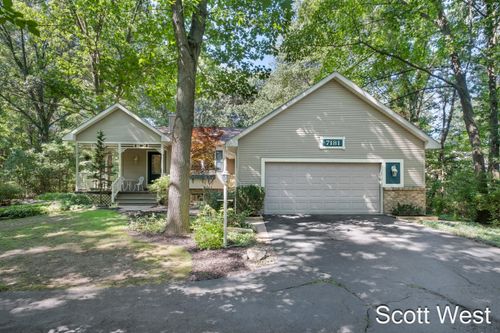 7181 River Glen Dr Se, Caledonia, MI, 49316-8136 | Card Image