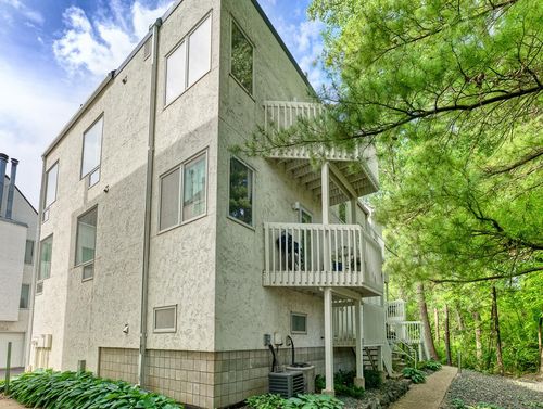 b-3026 Lake Shore Dr, Minneapolis, MN, 55416-4282 | Card Image