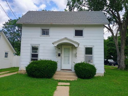 213 W Chapel St, Rockton, IL, 61072-2412 | Card Image