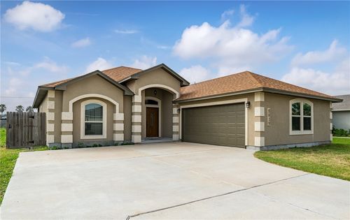 2517 Luzius Dr, Corpus Christi, TX, 78418-5532 | Card Image